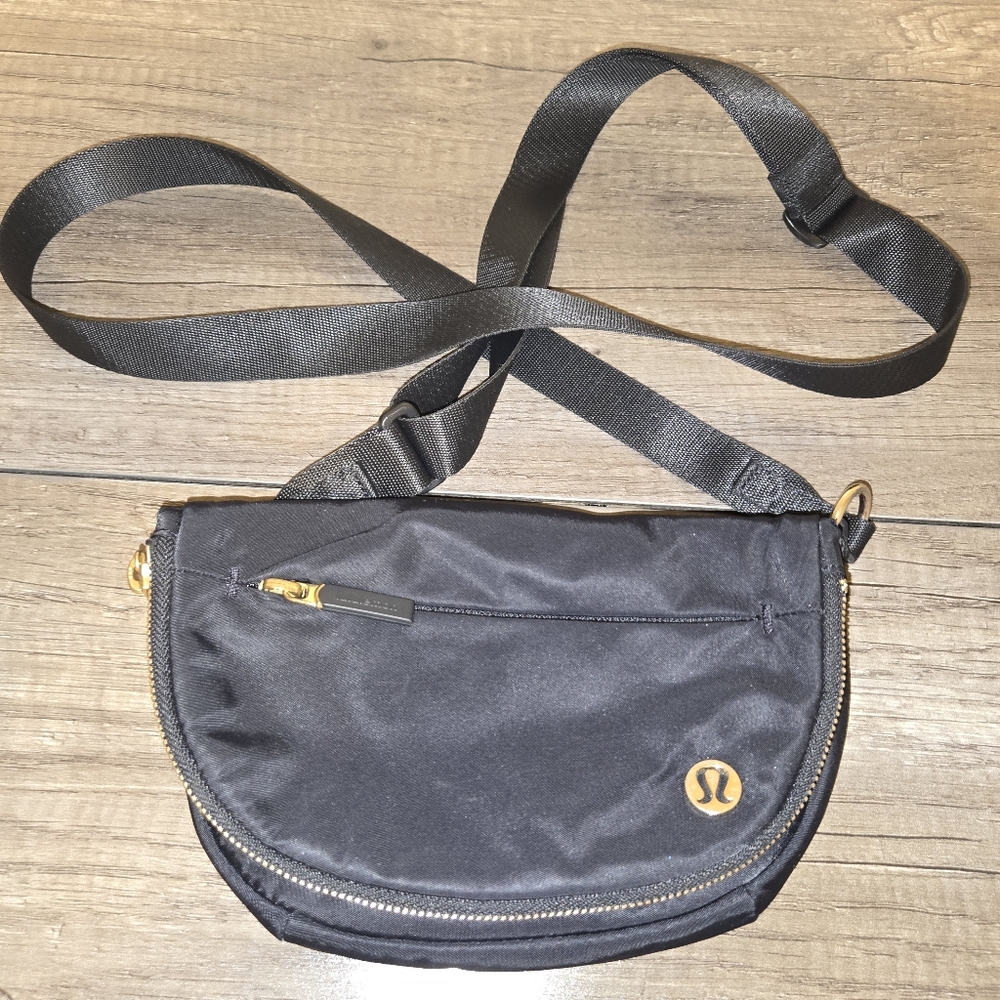 ​🖤 Lululemon All Night Festival Bag Micro *Gold Hardware 🖤